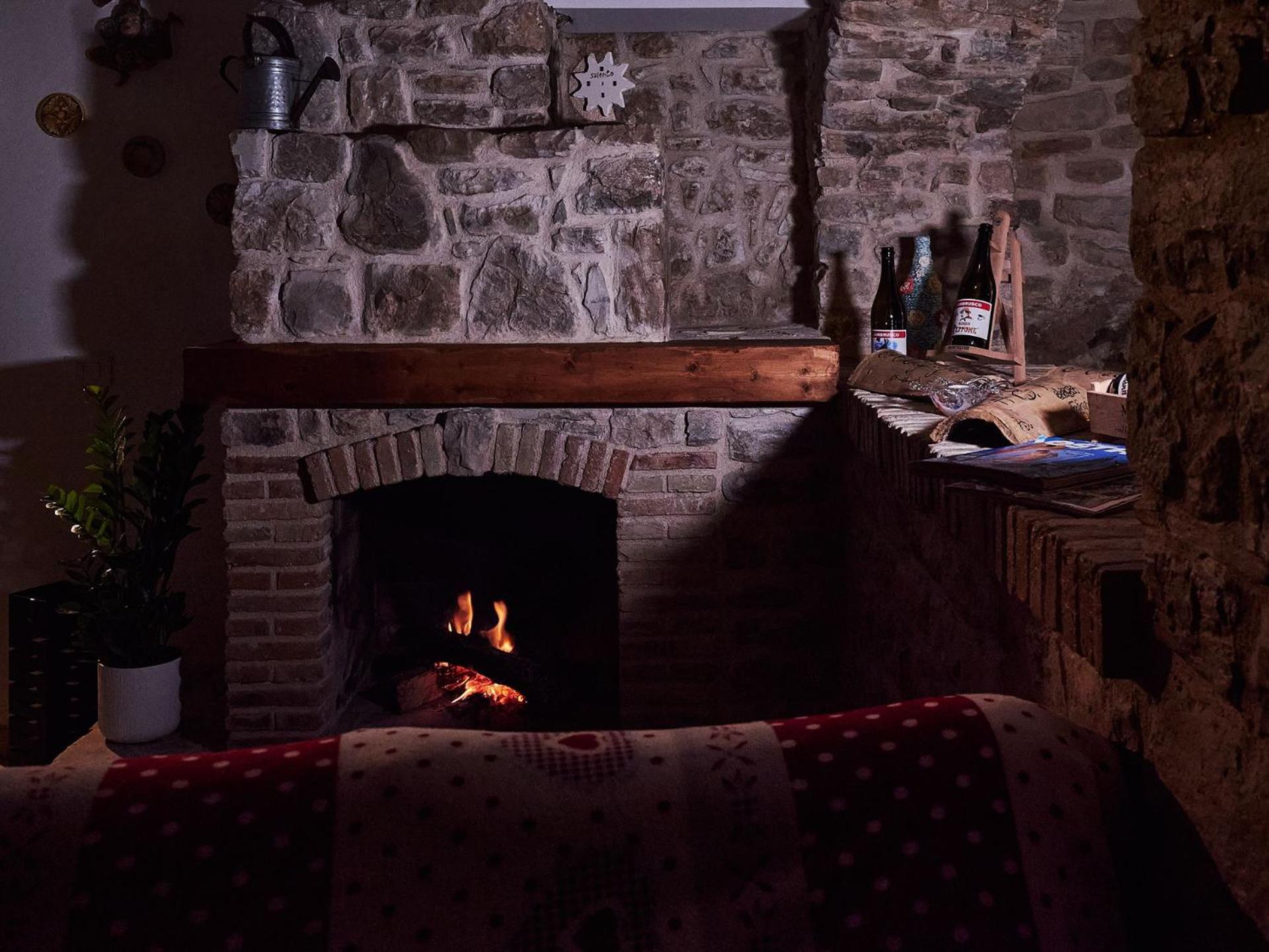 Il Cortiletto Del Borgo Bed & Breakfast Pietra Montecorvino Luaran gambar